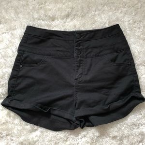 Three button high rise shorts